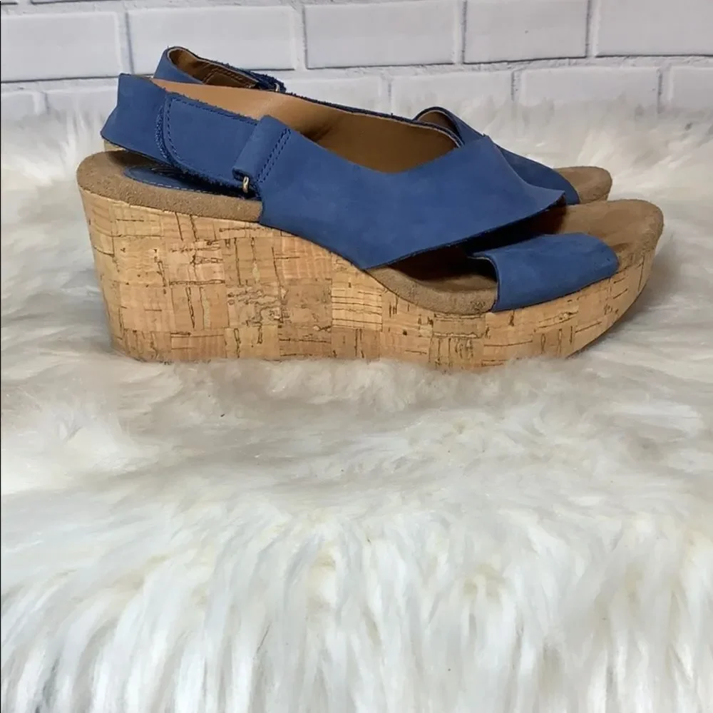 Clarks Artisan Annadel Blue‎ Suede Platform Sandals